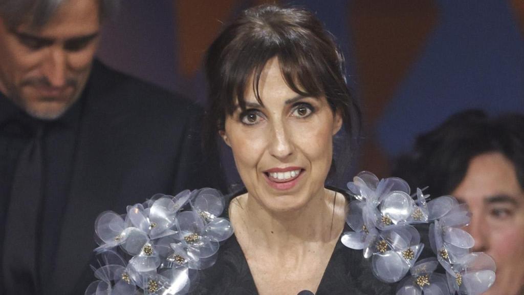 Eva Libertad recoge el premio Goya a la mejor dirección novel. Foto: Jesus Briones / GTRES