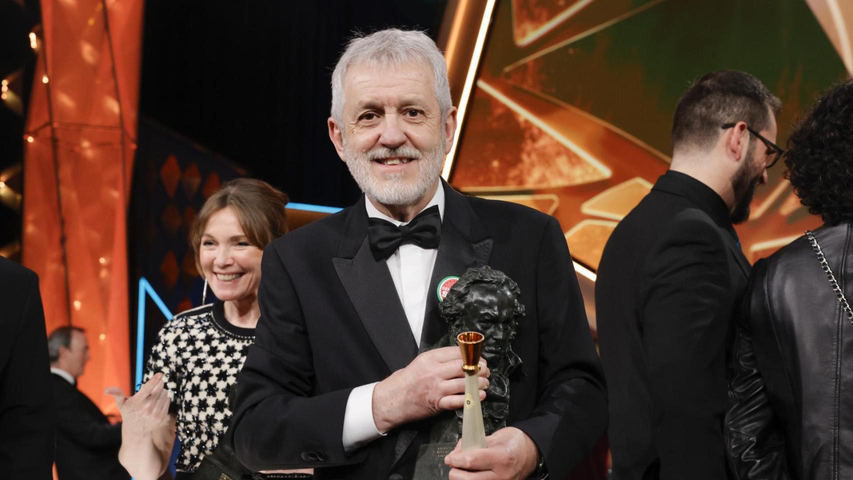 José Ramón Soroiz posa con su Goya a mejor actor protagonista. Foto: Sergio R Moreno / GTRES