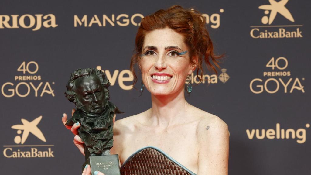 Miriam Garlo se alza con el Goya a la Mejor Actriz Revelación.