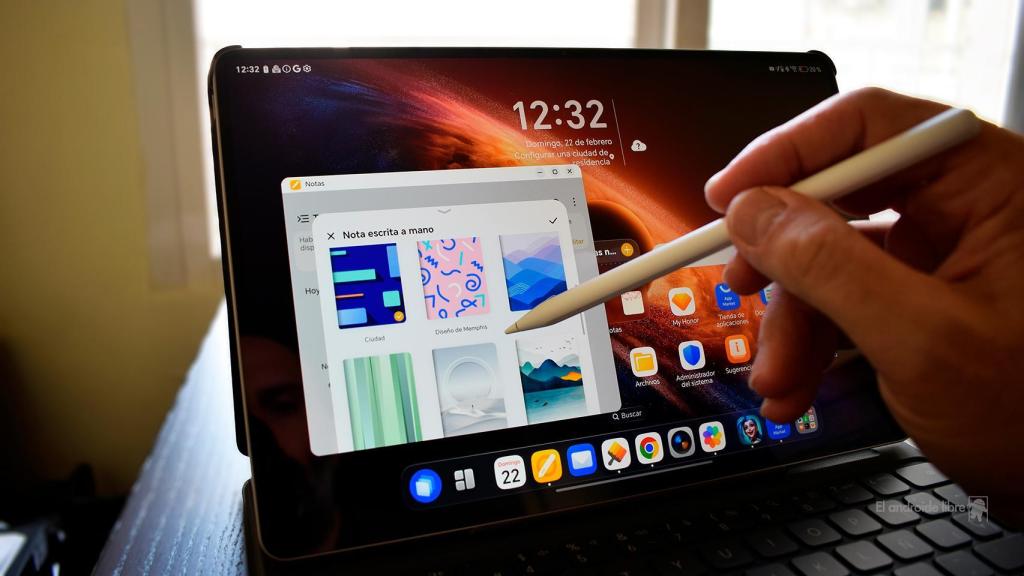 HONOR MagicPad 4