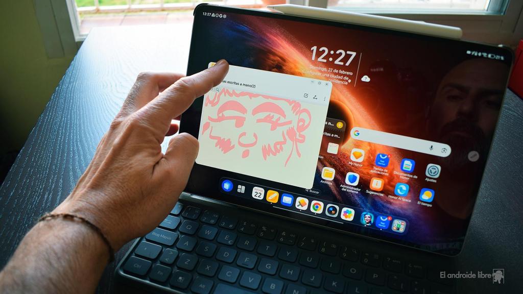 HONOR MagicPad 4