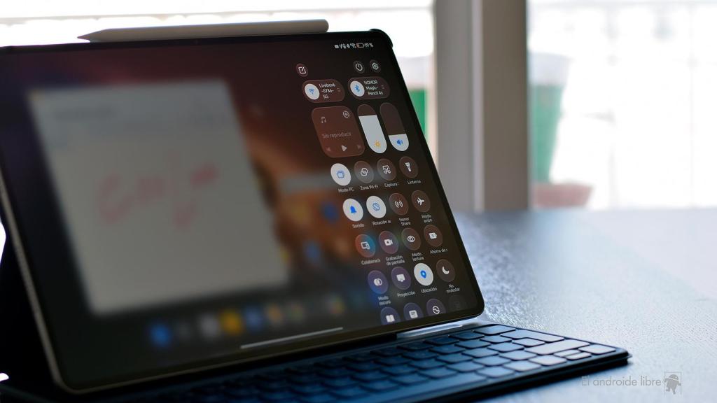 HONOR MagicPad 4