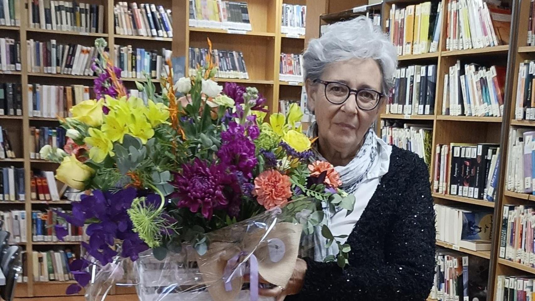 María Ángeles Sanz se jubila tras 46 años al frente de la biblioteca municipal.