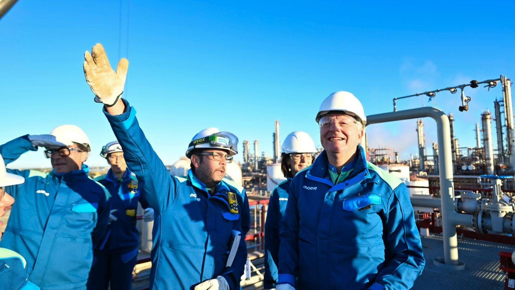 Maarten Wetselaar, CEO Moeve, en el complejo químico de Huelva