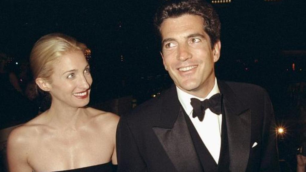 Carolyn Bessette y John Kennedy Jr.