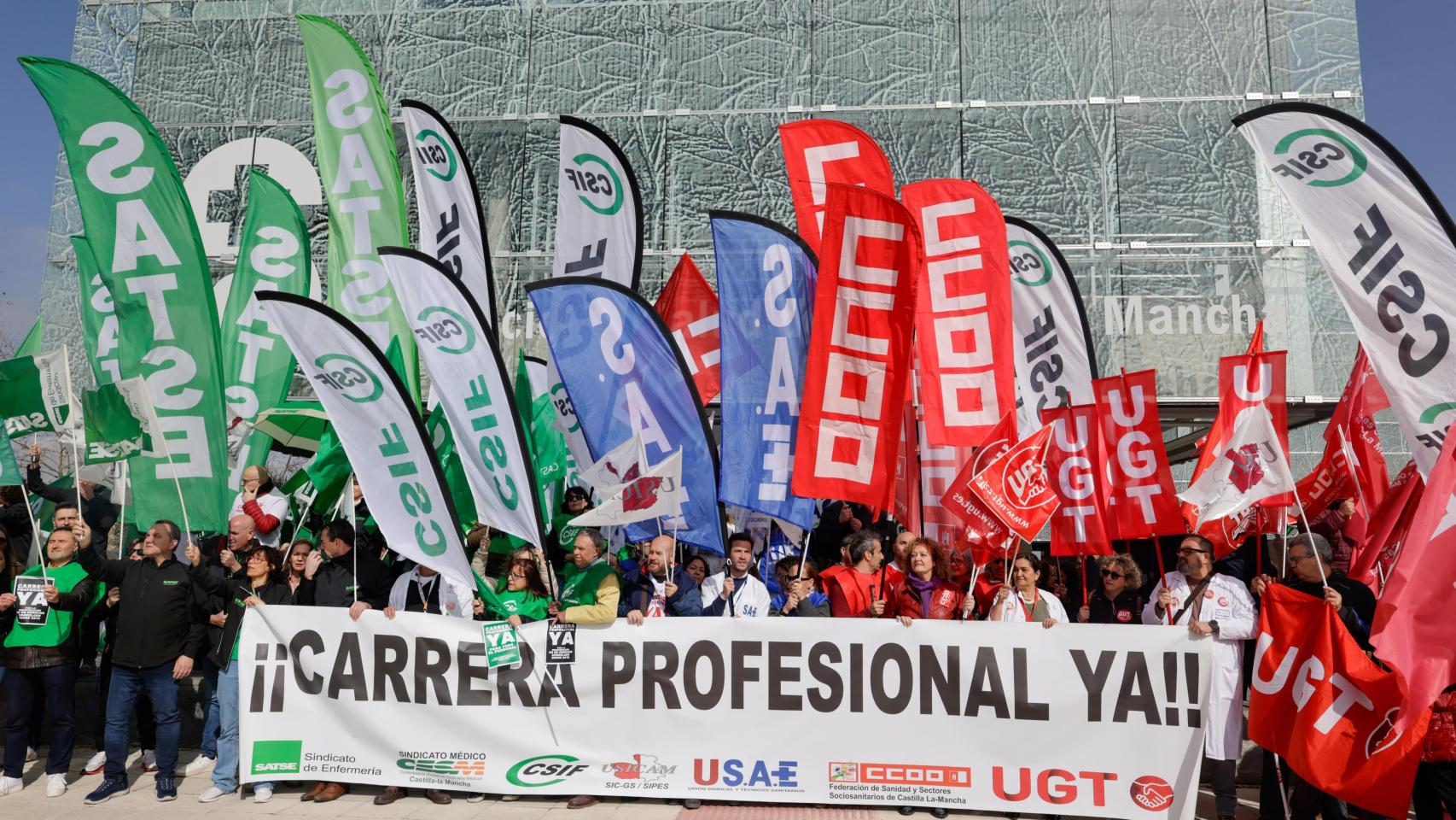 Marcha de profesionales del Sescam en Toledo.