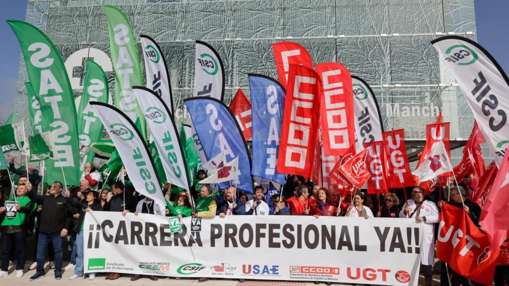 Marcha de profesionales del Sescam en Toledo.
