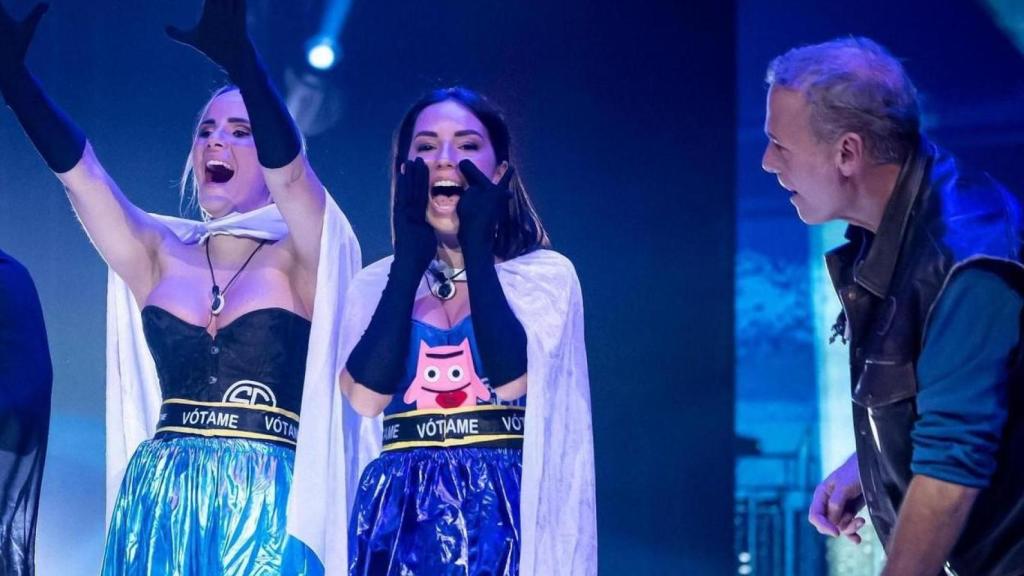 Gloria, Anita y Carlos Lozano, los tres finalistas de 'GH DÚO'.