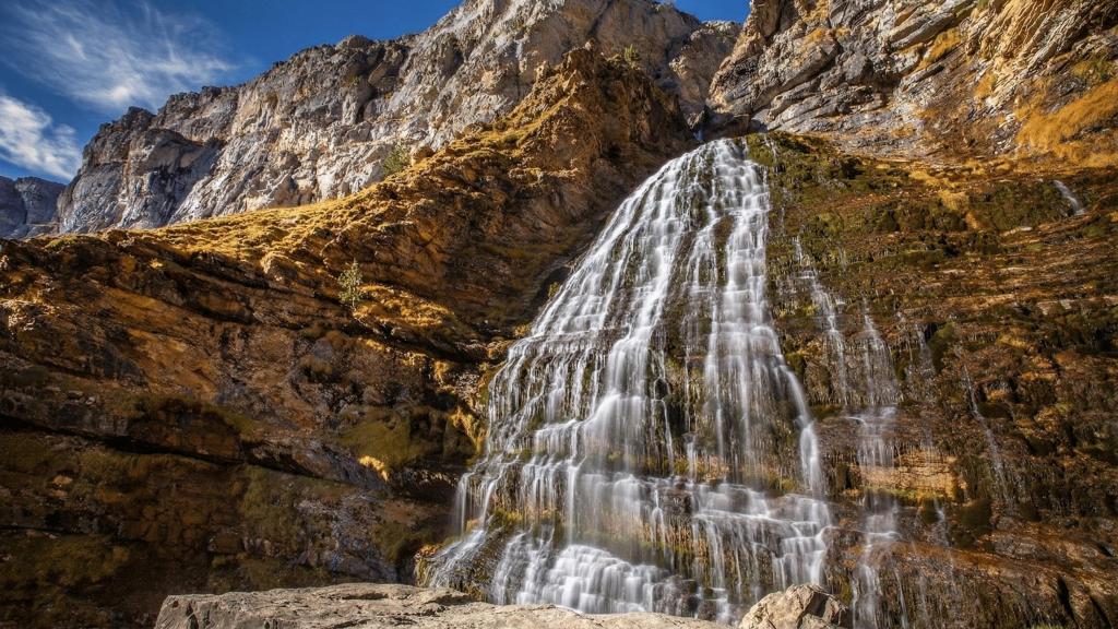 La cascada de la Cola de Caballo, en Huesca (Aragón).