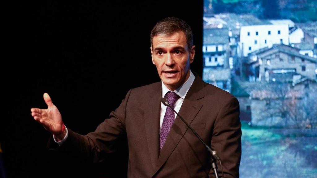 El Gobierno lo pone sobre la mesa: casi 1.000 euros al mes por hijo entre ayudas estatales, autonómicas y por crianza