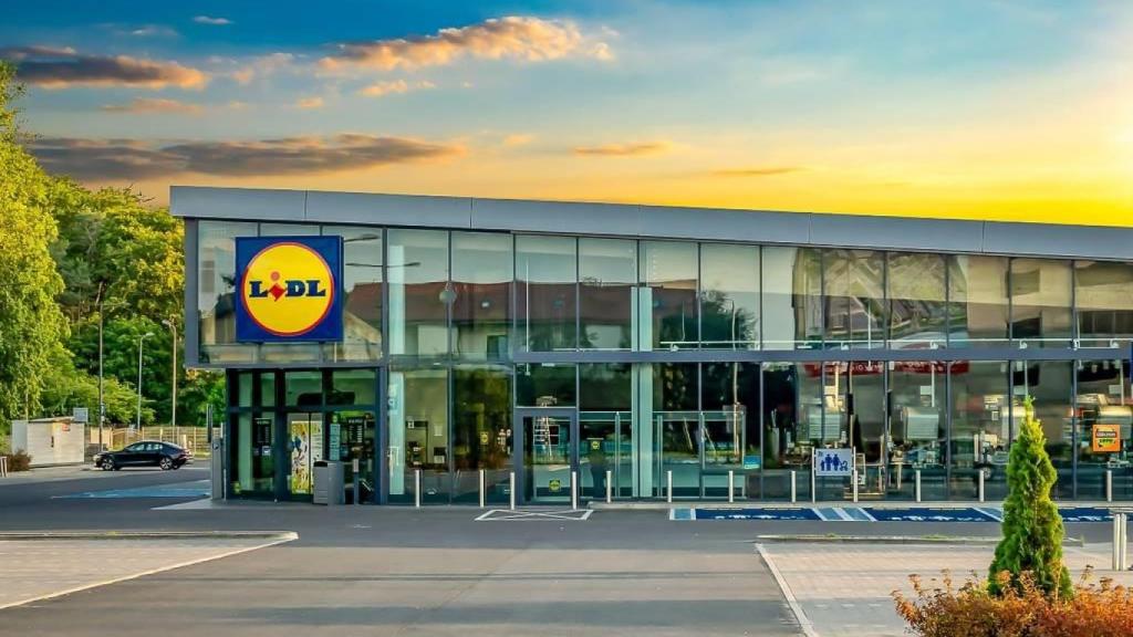 Fachada Lidl.