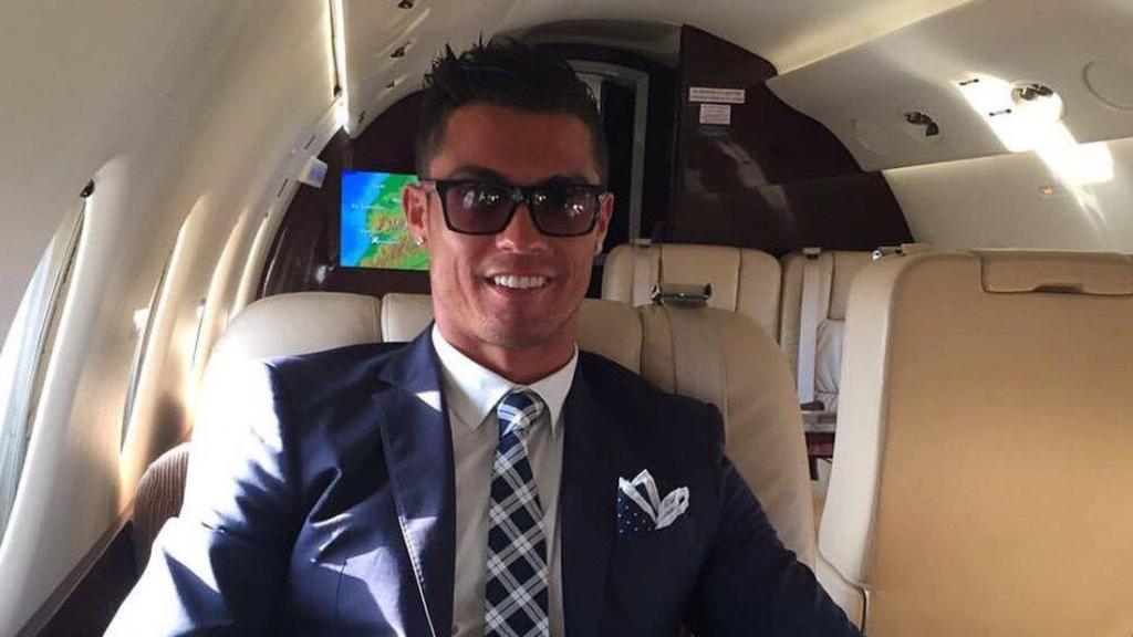 Cristiano Ronaldo, en su avión privado.