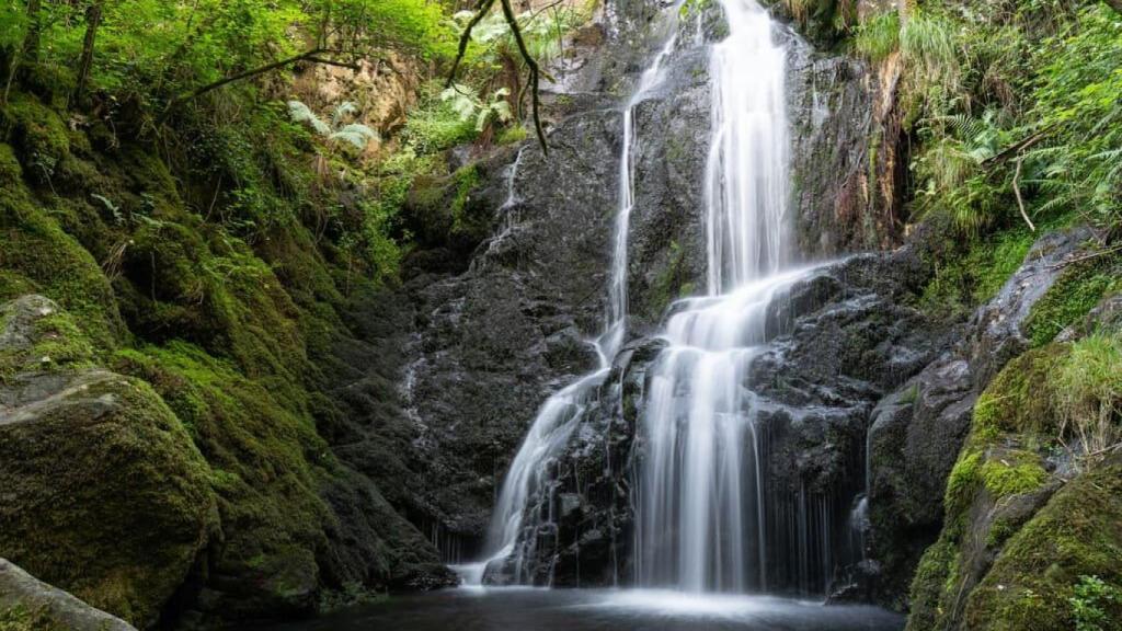 Cascada de Escuadro, en Silleda (Pontevedra)