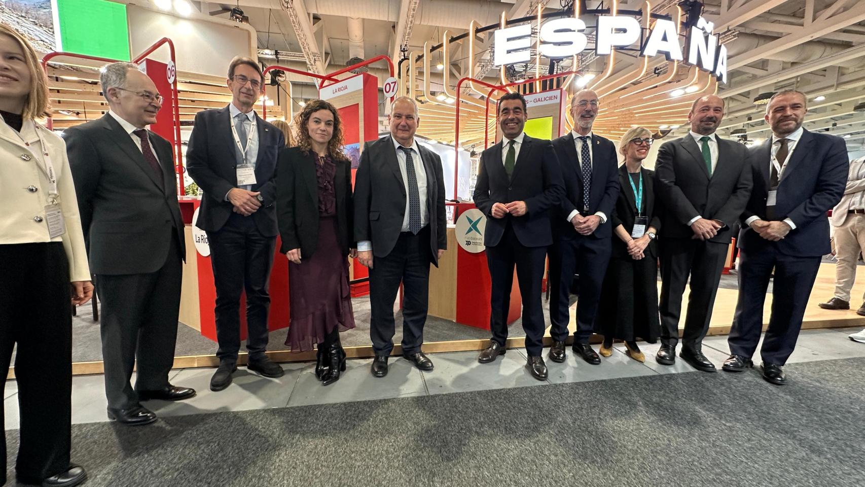 El presidente de la Deputación, Luis López, tras el encuentro con el ministro de Turismo, Jordi Hereu