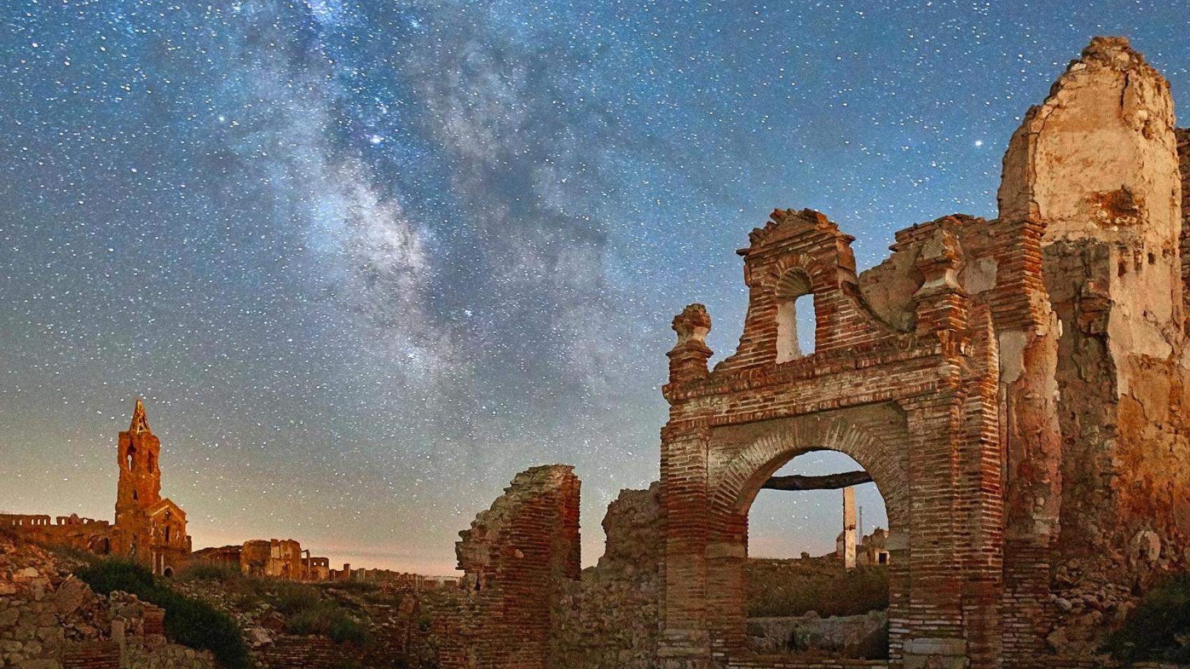 Belchite nocturno.