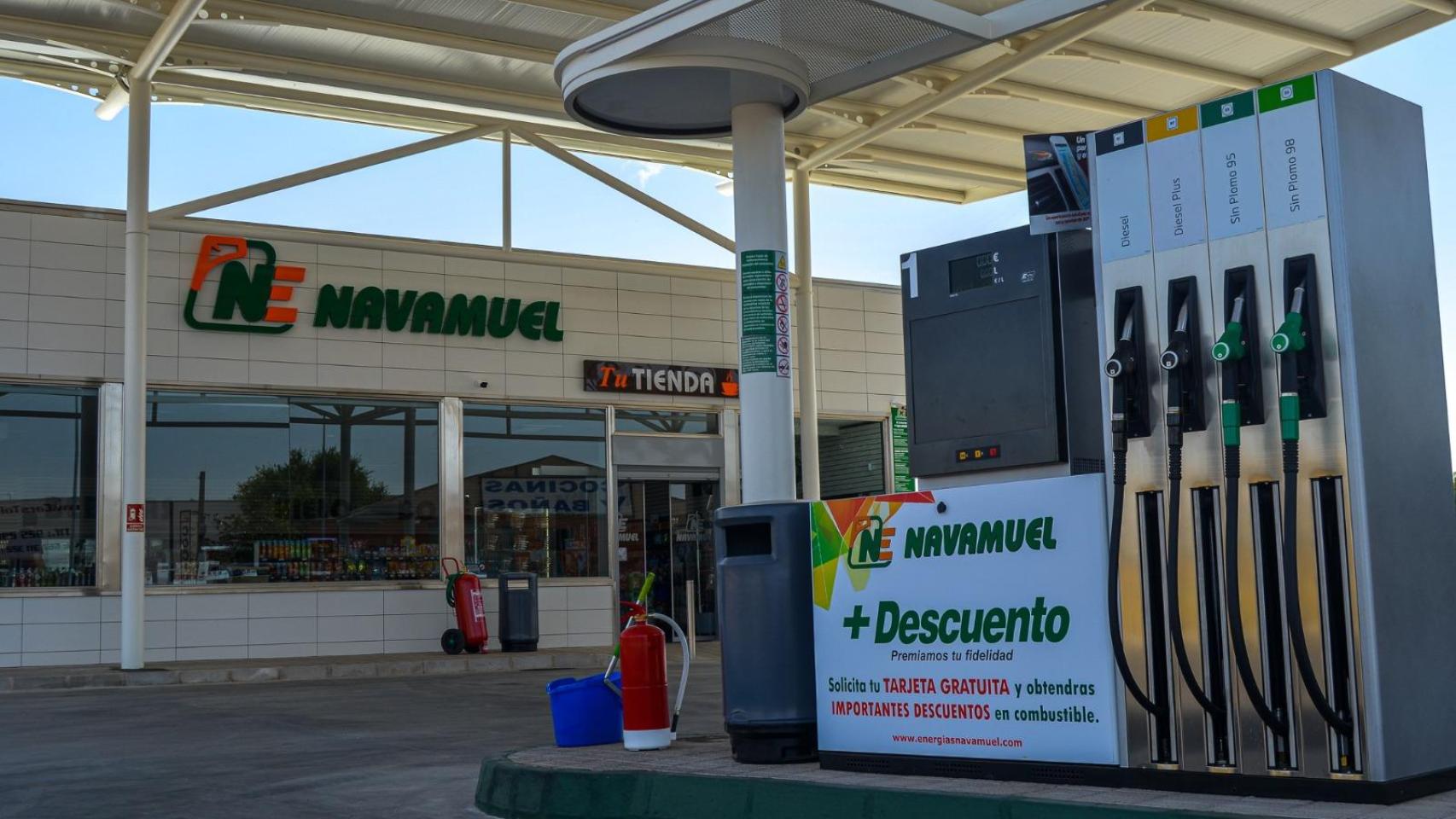 Estación de servicio Navamuel.