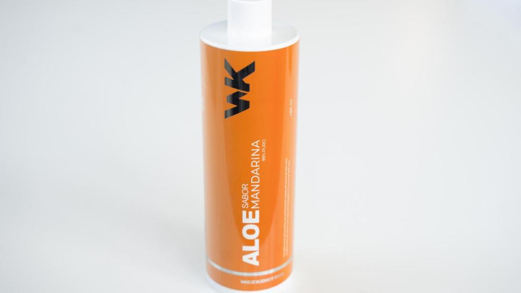 Zumo de aloe vera con sabor a mandarina de Weekontrol.