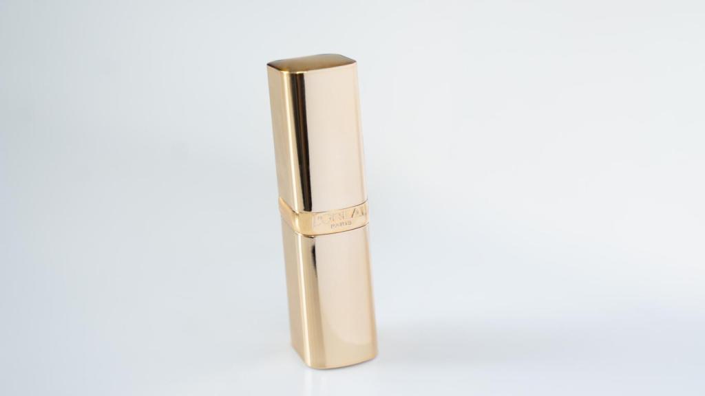 Labial Color Riche de L'Oréal Paris.