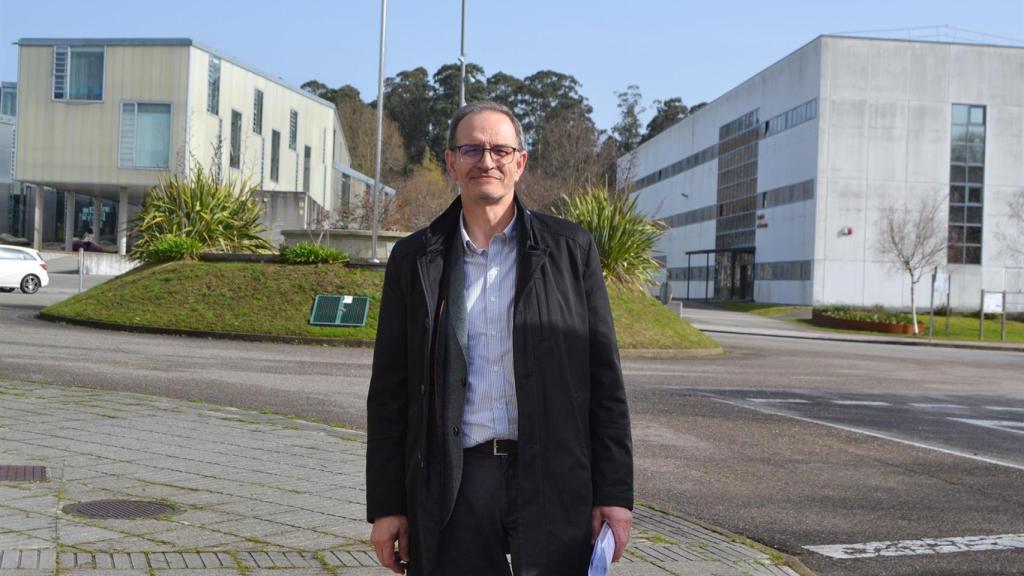 El catedrático de Derecho Mercantil Julio Costas Comesaña, nuevo valedor de la UVigo.