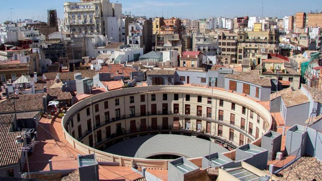 Vista de la Plaza Redonda de Valencia desde las alturas. Barceló