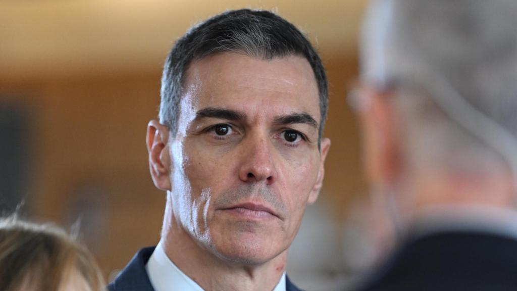 Pedro Sánchez, este martes visitando los laboratorios GSK.