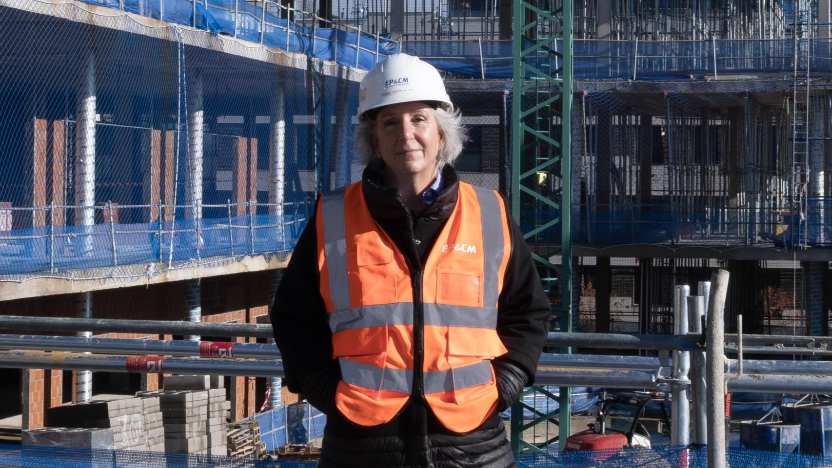 La directora del nuevo CAPPI, en las instalaciones de lo que será el centro.