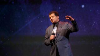 Neil deGrasse Tyson, astrofísico: Corre y come todo lo orgánico que quieras, pero sin un médico morirías a los 30