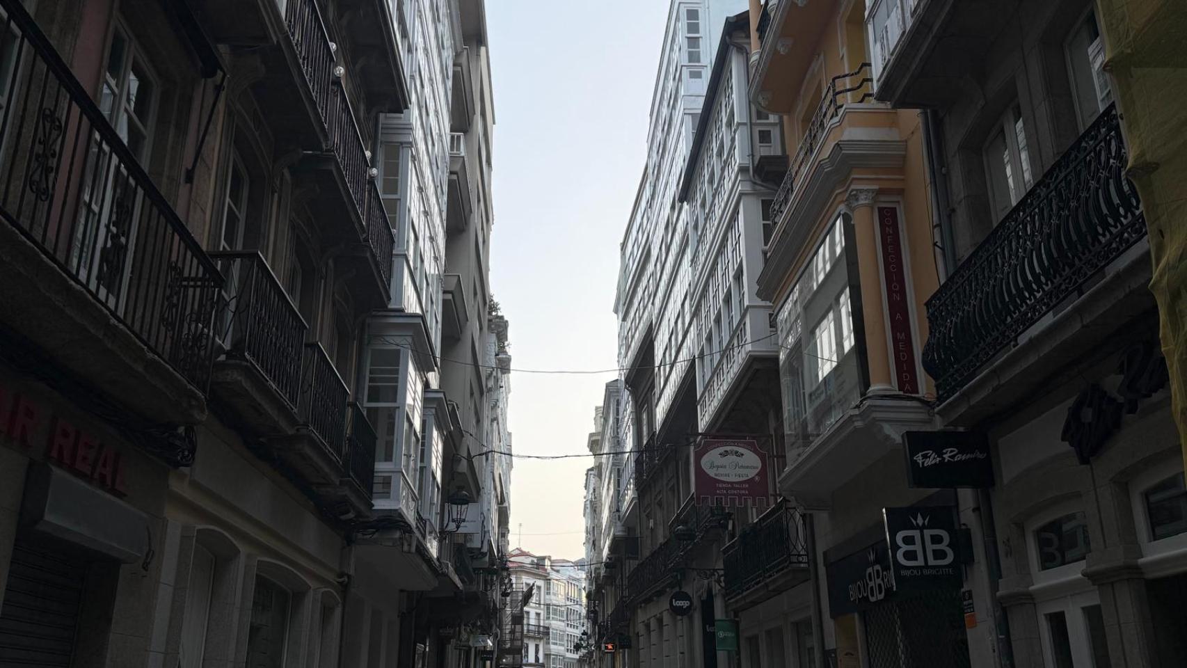 Una calle de A Coruña esta mañana