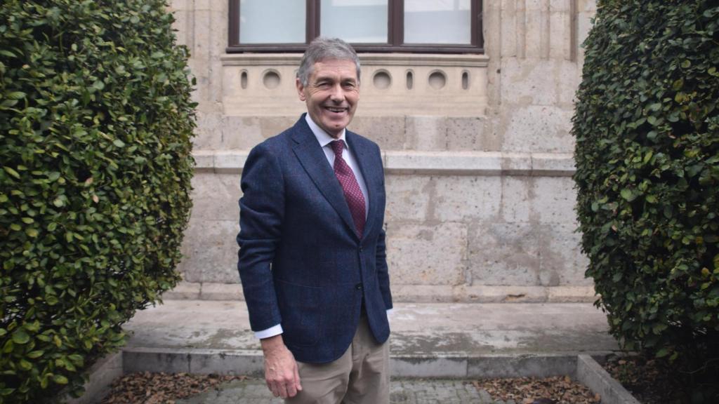 El número dos en la lista del PP por Valladolid a las elecciones autonómicas, José María Eiros, durante la entrevista con EL ESPAÑOL de Castilla y León