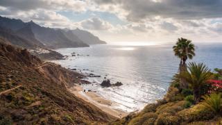 Costa de Tenerife al atardecer.