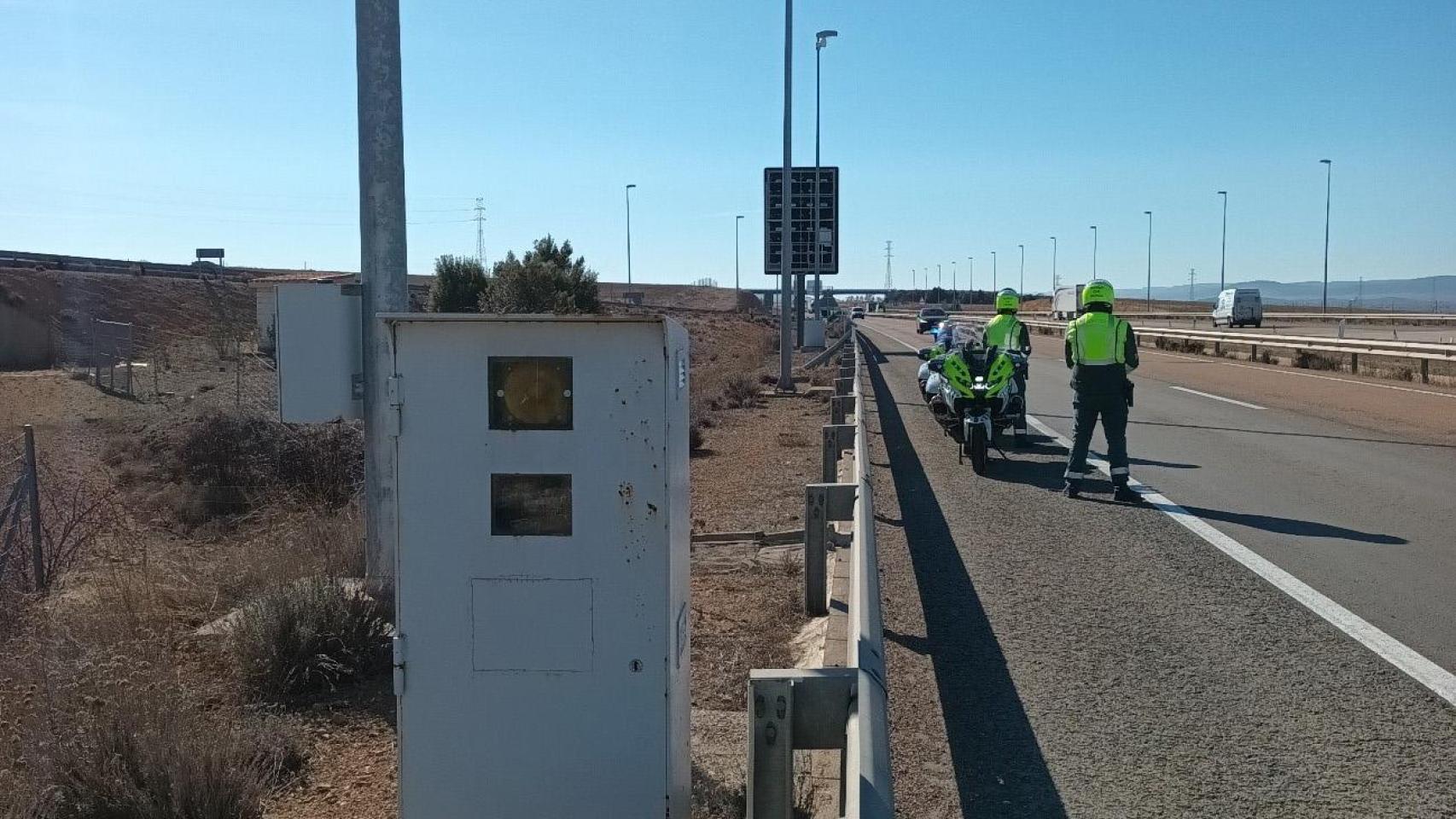 La Guardia Civil de Teruel investiga a un conductor por exceso de velocidad.