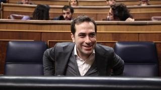 Carlos Body, Minister of Economy, Commerce and Business, in Congress.