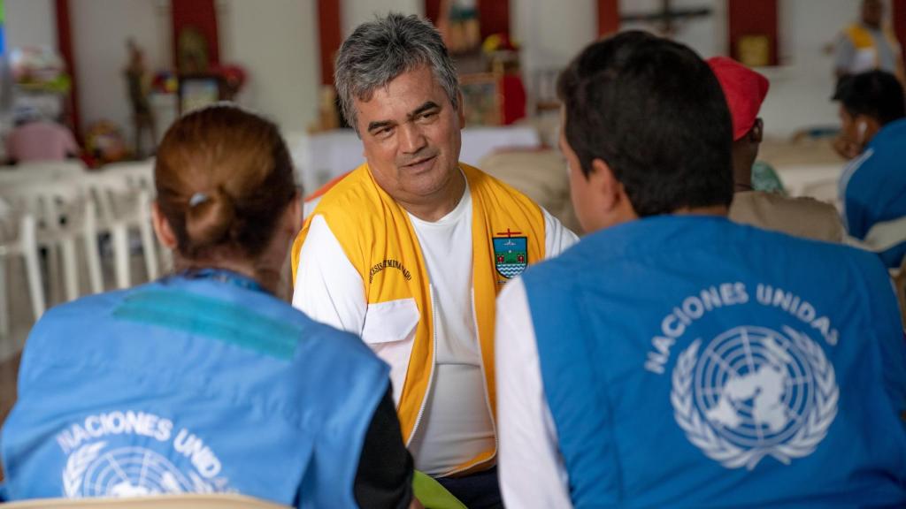 Albeiro Parra (enero, 2023) en la Caravana Humanitaria en Bajo Calima y San Juan con las delegaciones del ELN y el Gobierno.