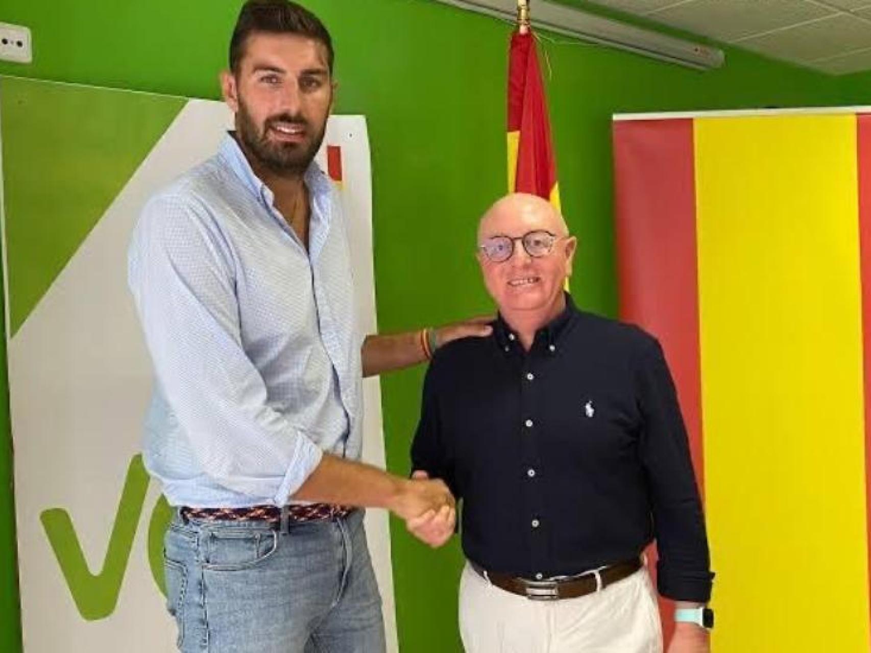 Antelo denuncia a Vox  por usurpación de identidad y falsedad documental:  Usan su firma para cesarlo de portavoz 