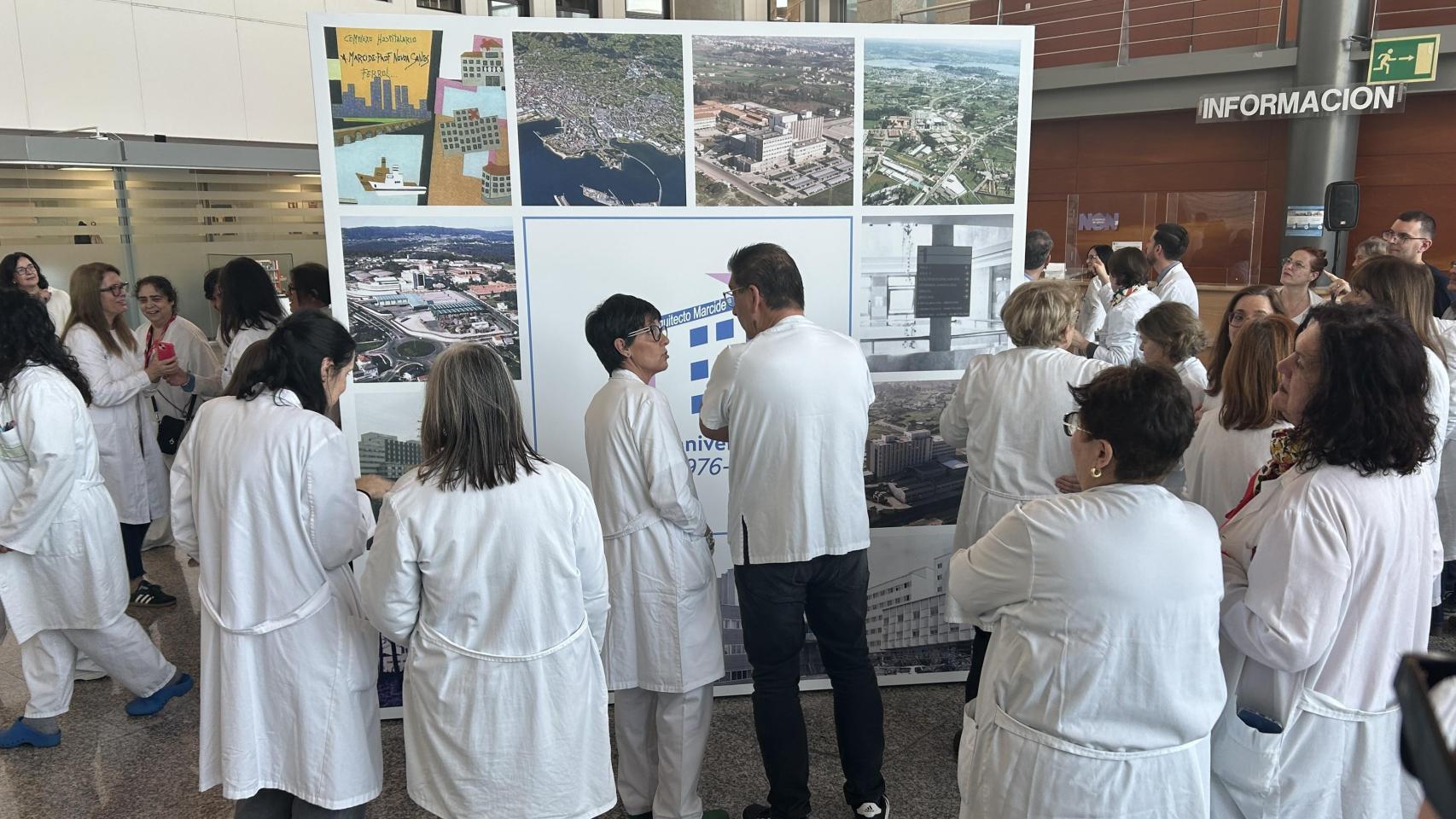 El Hospital Arquitecto Marcide celebra su 50 aniversario con una exposición en el centro.