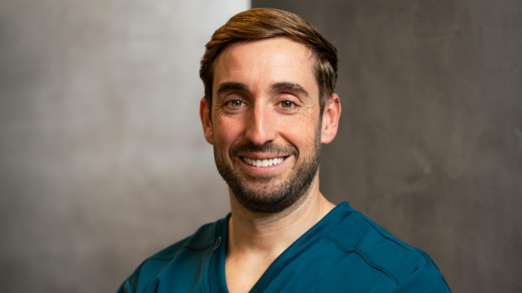 Rubén Duque, veterinario.