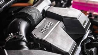 Imagen de un motor híbrido.