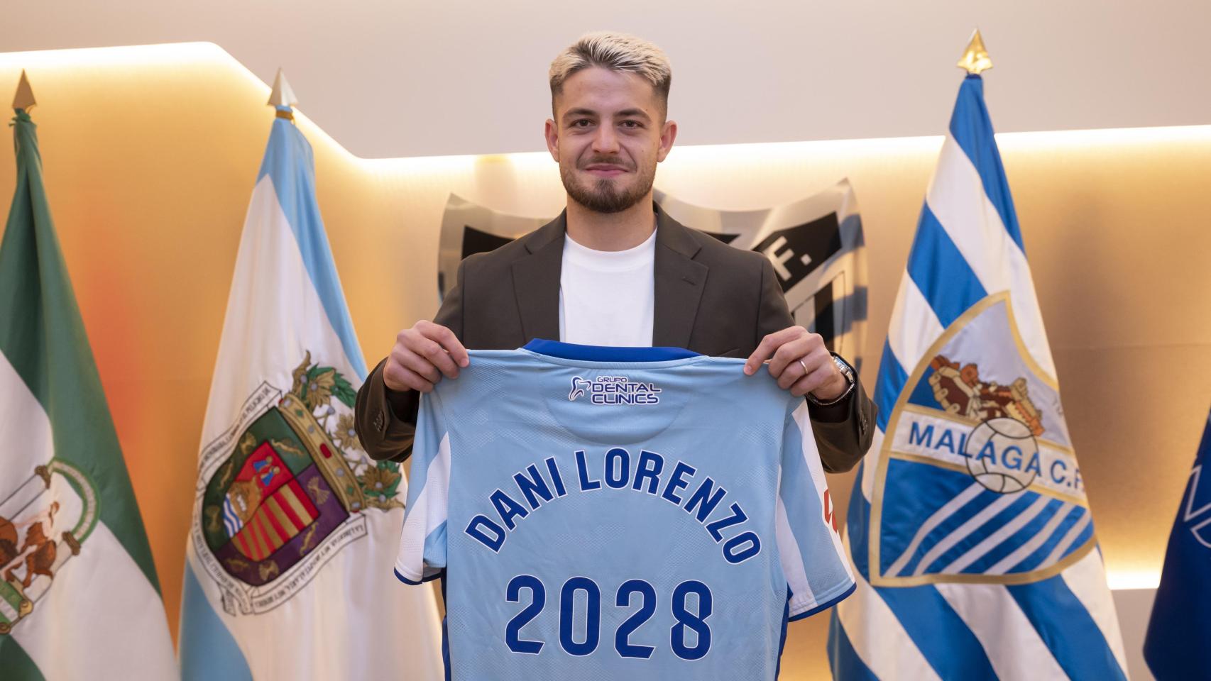 Dani Lorenzo extiende su contrato con el Málaga CF hasta 2028 con opción a una temporada más