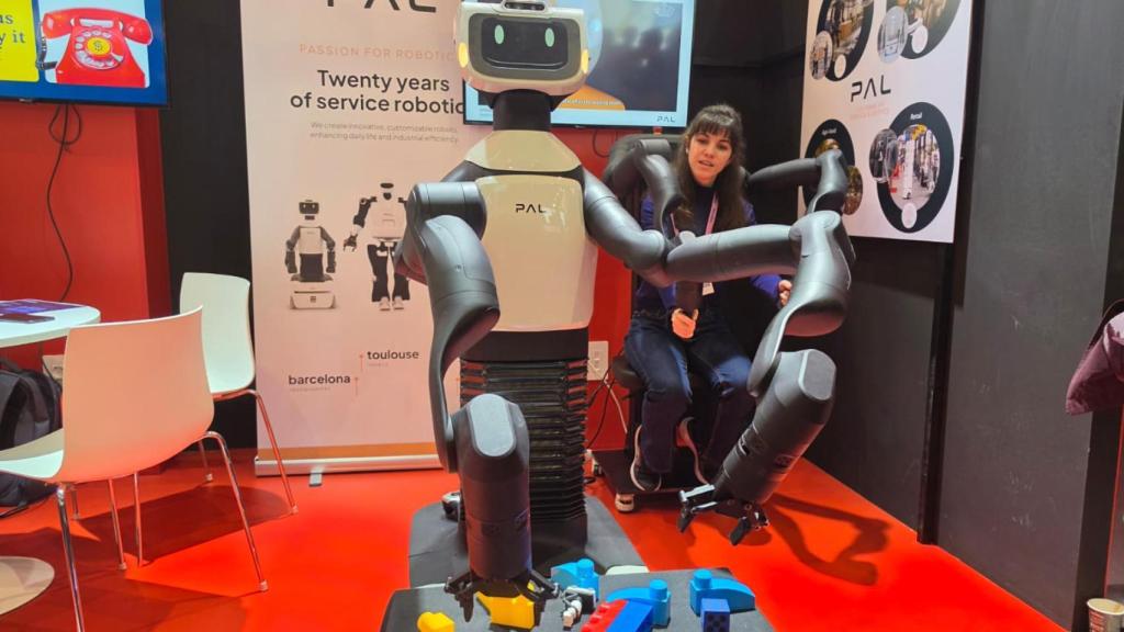 Teleoperando el Tiago Pro de la española PAL Robotics