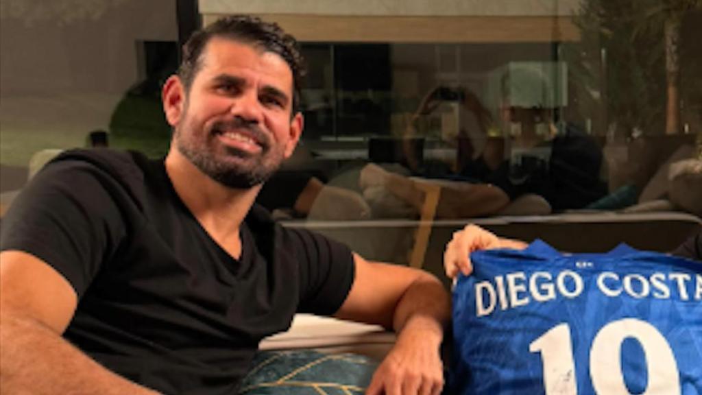 Diego Costa, durante la entrevista con Mario Suárez