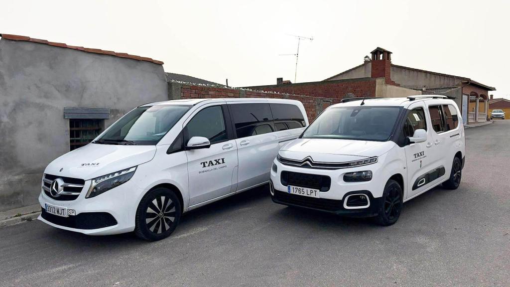 Los dos taxis de Ángel.