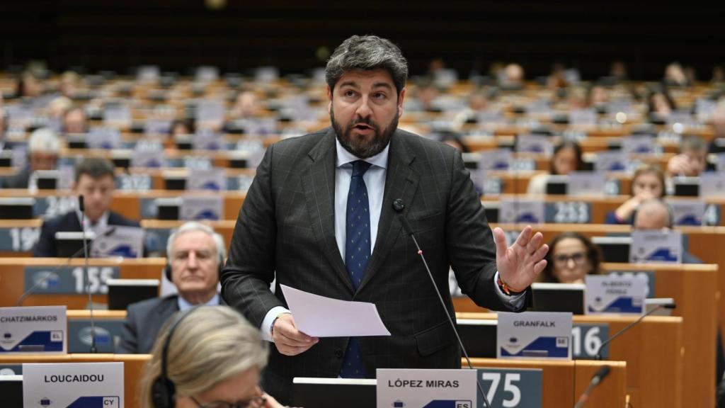 El presidente de la Región de Murcia, Fernando López Miras, en su intervención en el Pleno del Comité Europeo de las Regiones en Bruselas.
