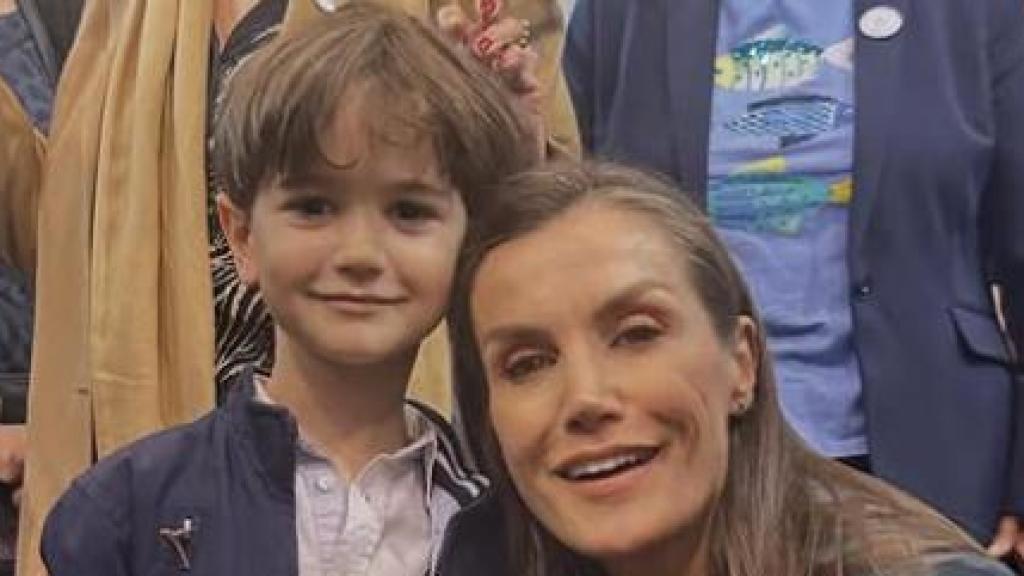 Encuentro del pequeño Darío y la reina Letizia en Castellón