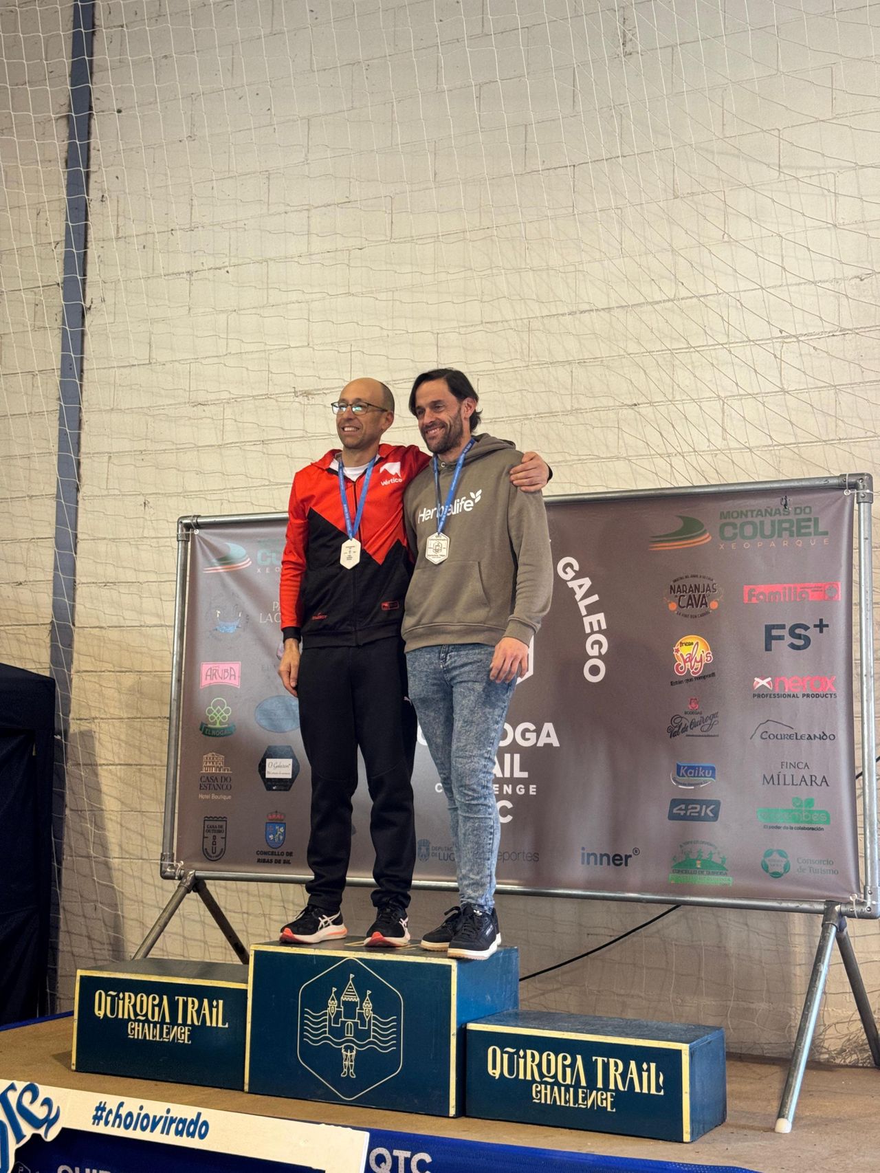 Pablo Pazos en el podio de la Quiroga Trail Challenge 2026.
