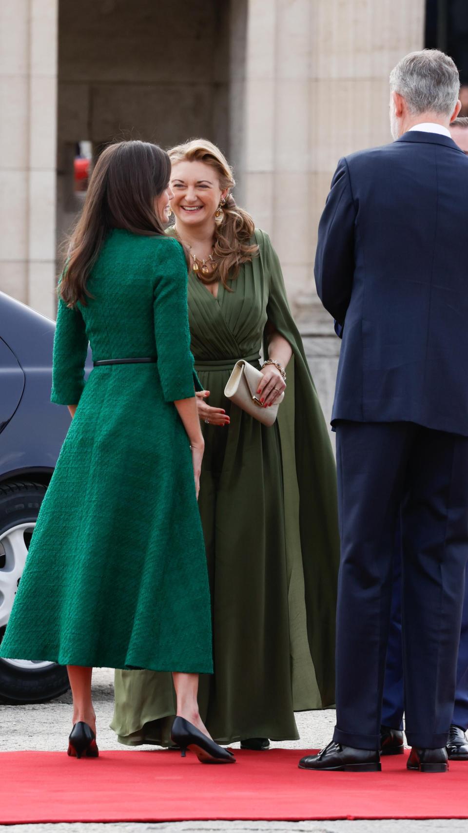 La Gran Duquesa de Luxemburgo, muy sonriente en su encuentro con la reina Letizia.