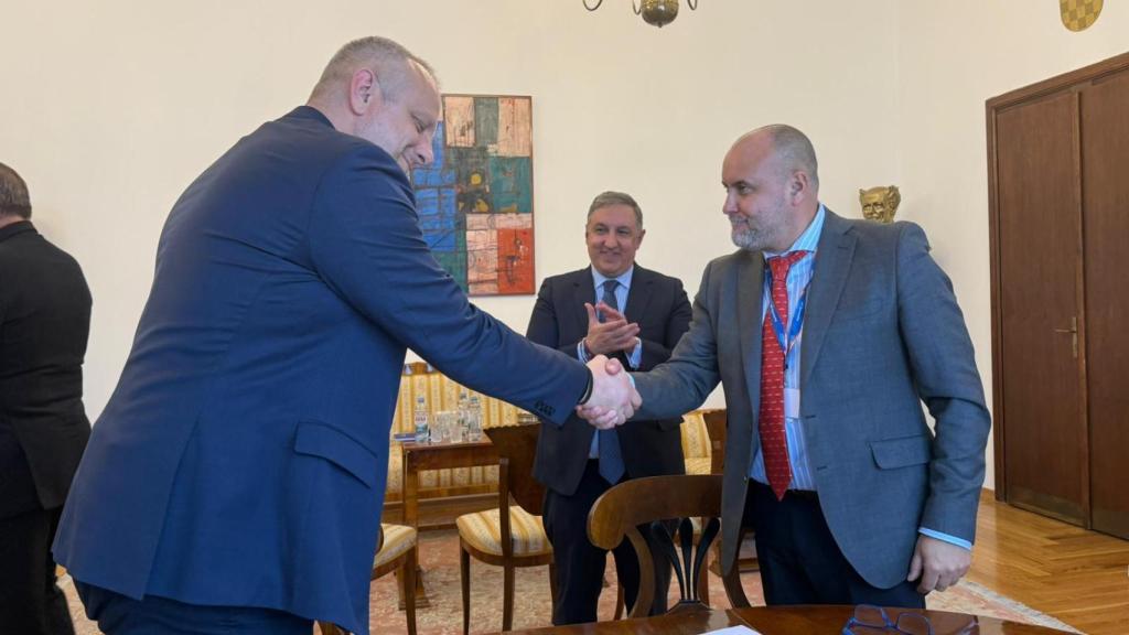 Firma de acuerdos entre Navantia y la industria croata