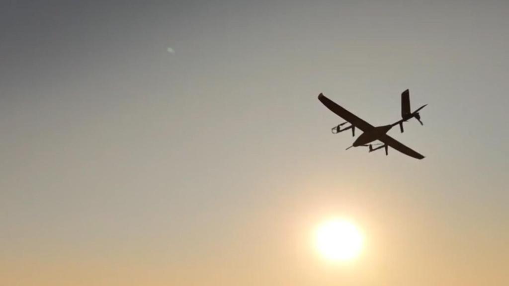 Dron en pleno vuelo.