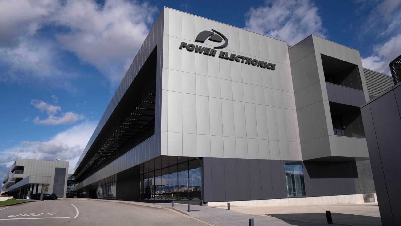 Power Electronics supera los 1.300 millones de euros de facturación en 2025.
