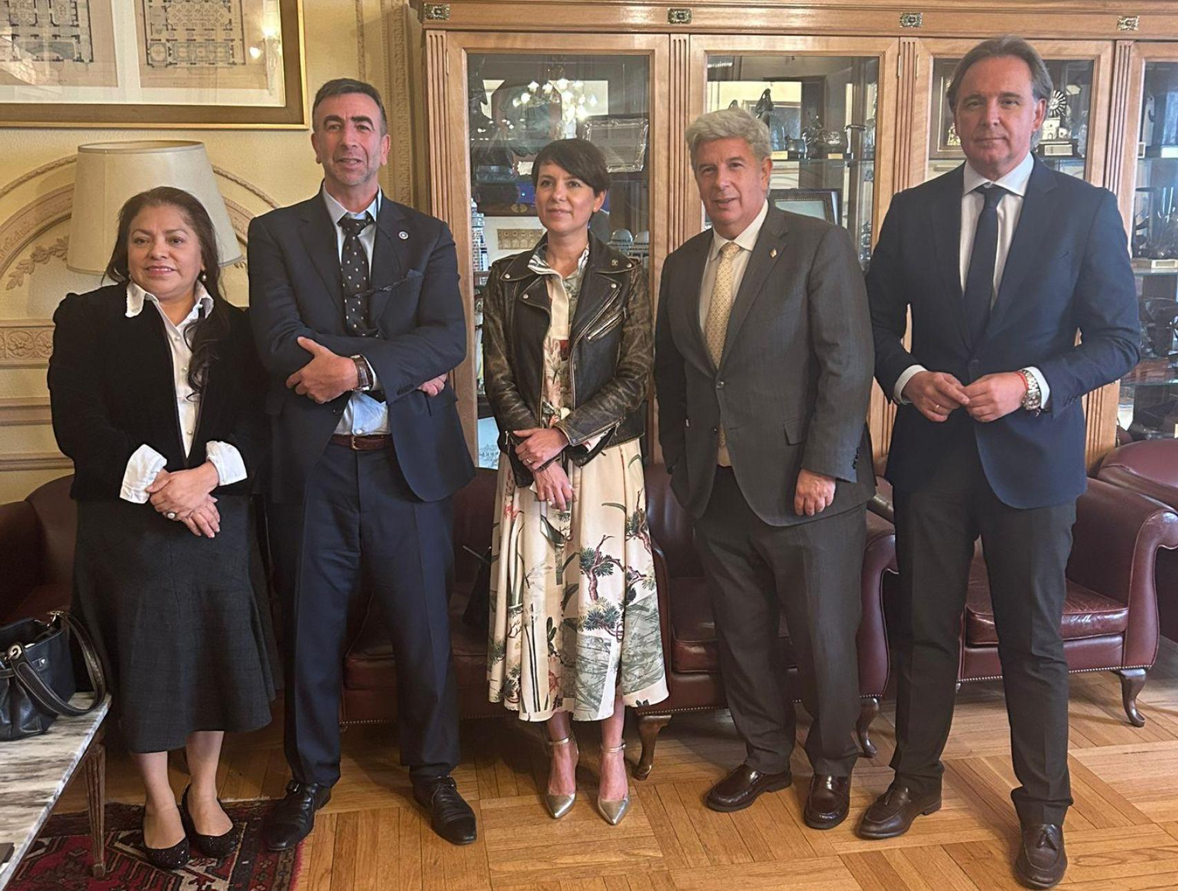 Jornada cultural en el Real Casino de Madrid.