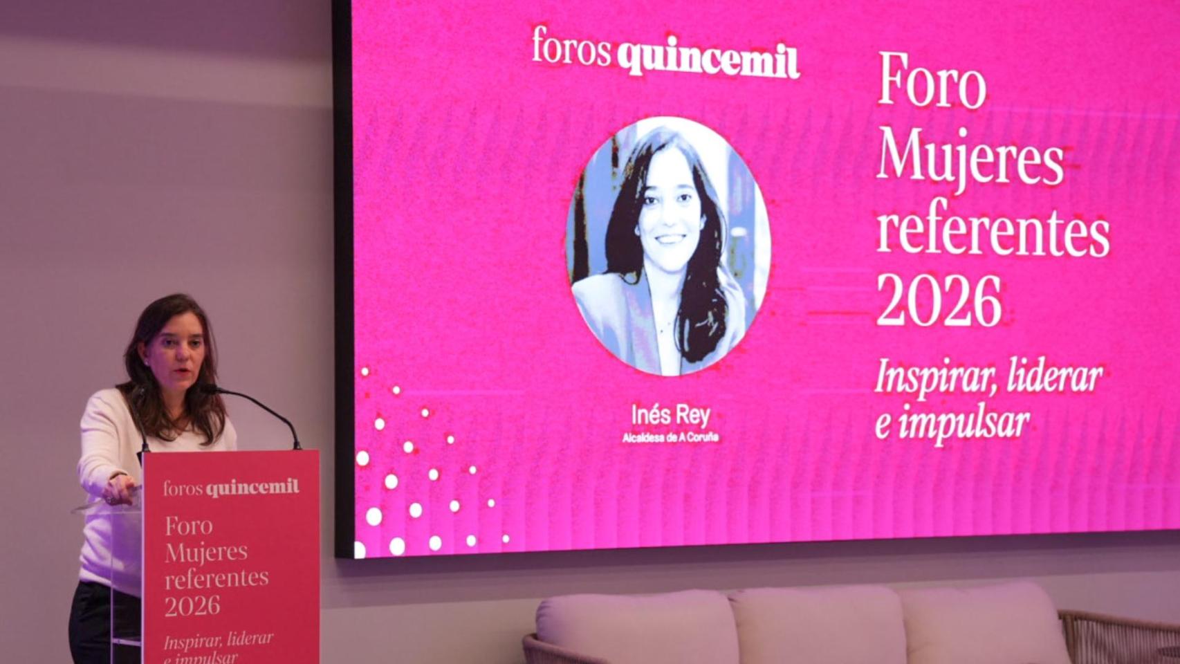 La alcaldesa de A Coruña, Inés Rey, en el Foro Mujeres Referentes Quincemil 2026.